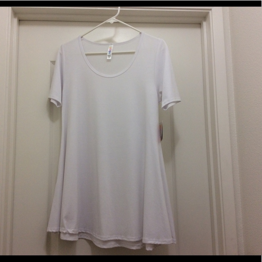 Lularoe XS Perfect T. NWT, never worn.